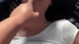 Em sinh viên vú to chịch em đang rên sướng anh còn bắt mút ngón tay