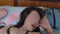 Em sinh viên đã dâm lại còn yêu chiều anh muốn em làm gì cũng chịu chỉ cần được chịch