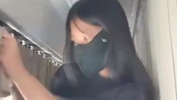 Bé sinh viên cực phẩm từ wc công cộng đến xe khách chỗ nào em cũng cởi đồ ra thủ dâm