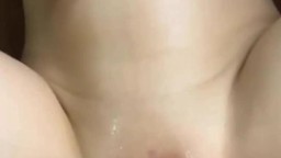 Bướm hồng hào cực múp nghịch đỏ cả bướm em mà mãi anh không chịu đút vào chịch