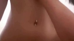 Vú to đầm chắc cực phẩm em còn đeo cả khuyên rốn để tăng độ dâm
