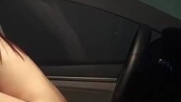 Đưa về đến nhà em không chịu vào mà đòi chịch trong xe để đổi gió thử cảm giác lạ