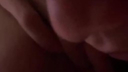 Vợ chồng mới cưới làm tình say mê lộ clip sex quay kỷ niệm