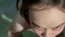 Em hồn nhiên mở cửa phòng trọ ra chịch mặc kệ hàng xóm thấy