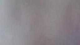 Đeo bao chim chưa đủ anh còn cẩn thận đeo cả bao tay để khám phá lỗ đít em