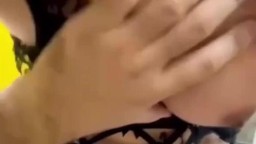 Em gái Quận 7 mông to vú bự đồ ren lưới sexy