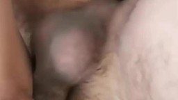 Đưa em ra ban công chung cư đổi gió mà em chưa kịp sướng anh đã xuất tinh rồi