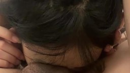 Bé nữ sinh còn ngại ngùng nhút nhát bảo gì em cũng nghe