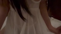 Bé đường sinh viên chân dài trong bộ đồ cô dâu sexy chịch em rên không ngừng