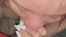 Bắt em ra hành lang chung cư cởi đồ bú mút doggy cây hàng to dài hơn cổ tay em
