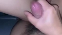 Bướm hồng hào chảy đầy nước mà chim anh không lên được em phải quay tay mút mãi
