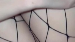 Vú to em còn mặc quần tất lưới sexy muốn anh làm vua phá lưới