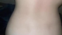 Bé nữ sinh chubby vú hồng hào trong vai nàng hầu