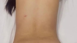 Đang đẩy đưa nhẹ nhàng thì anh bất ngờ rút ra nhét vào đít em