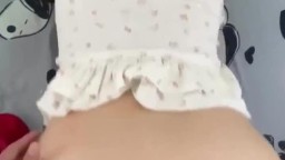 Em sinh viên da trắng mông to tuổi này mà em đã chơi xỏ khuyên vú rồi